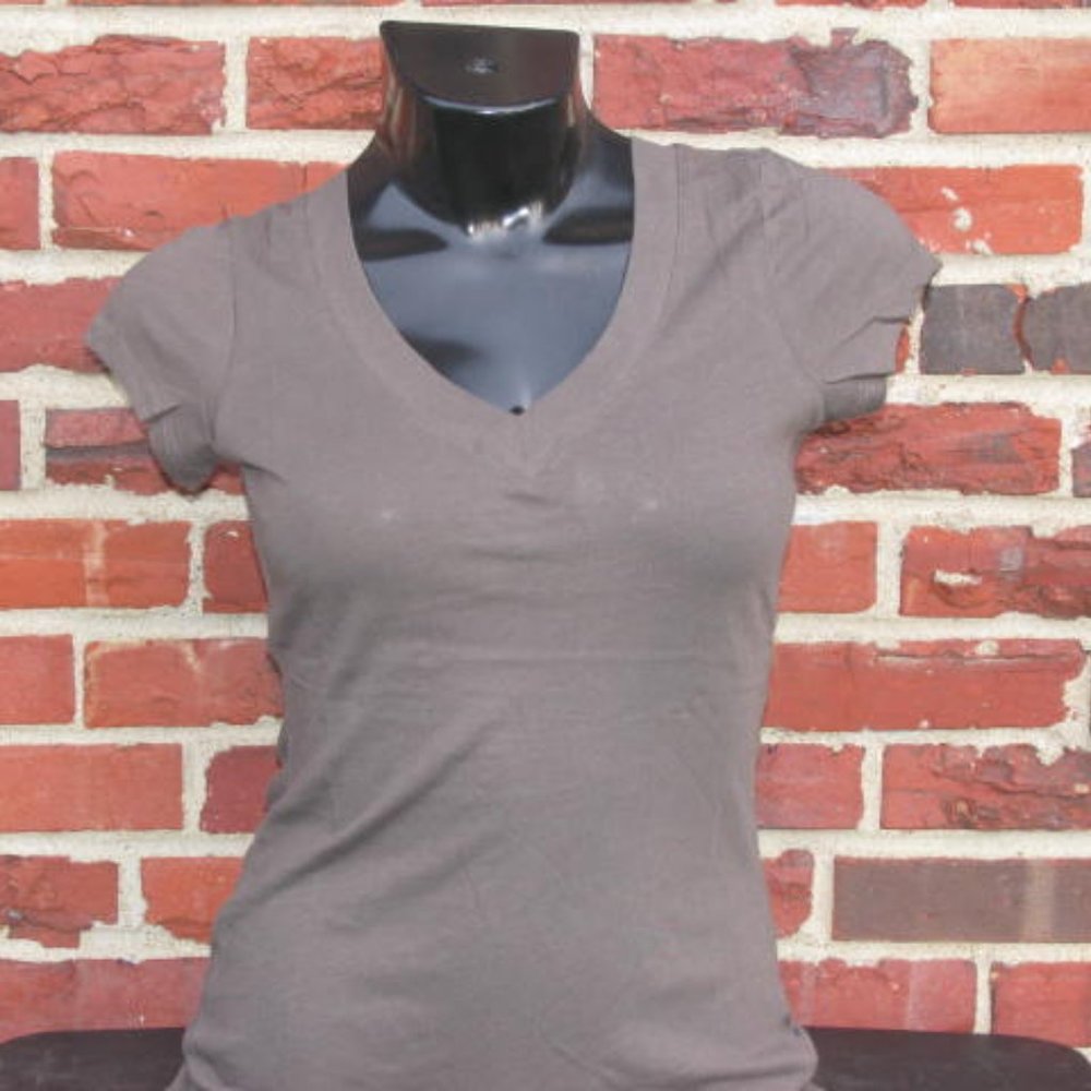 V Neck Tee